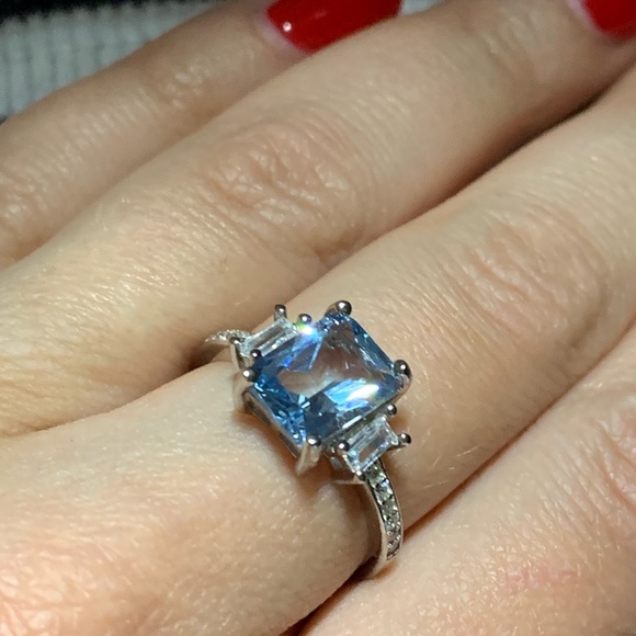 Silver Ring - Picture 3 of 5